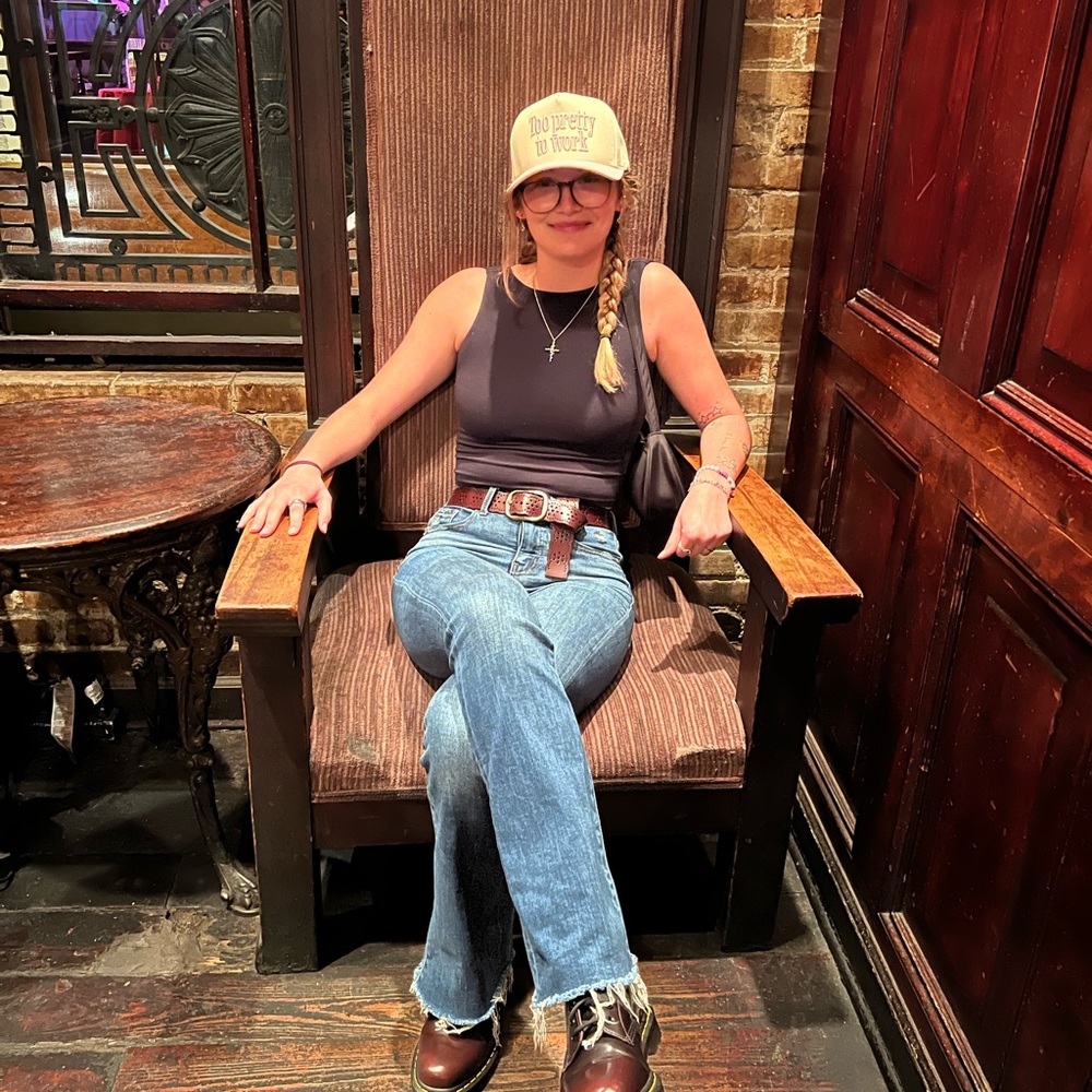 Meet your Posher, Julia